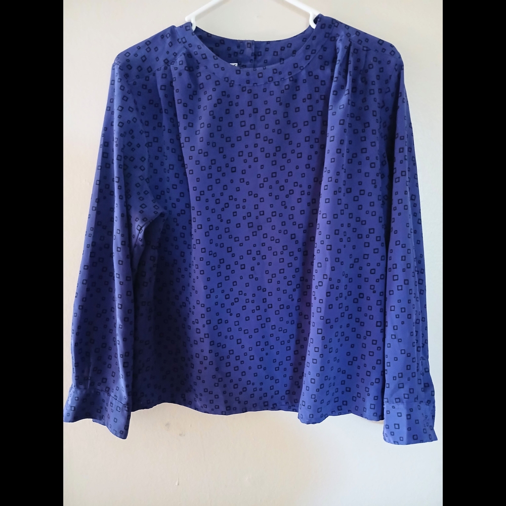 Blue Long Sleeve Boxy Blouse with Relaxed Fit